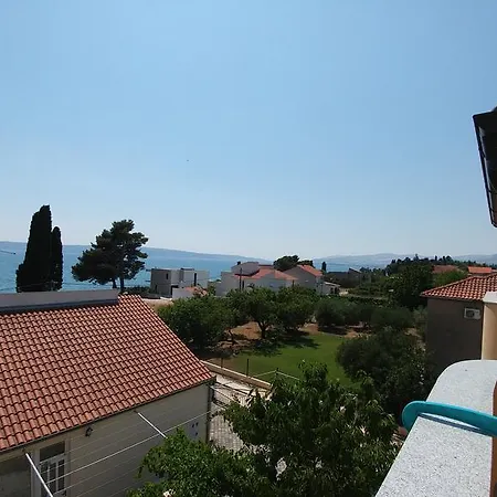 Palatium * Kastela